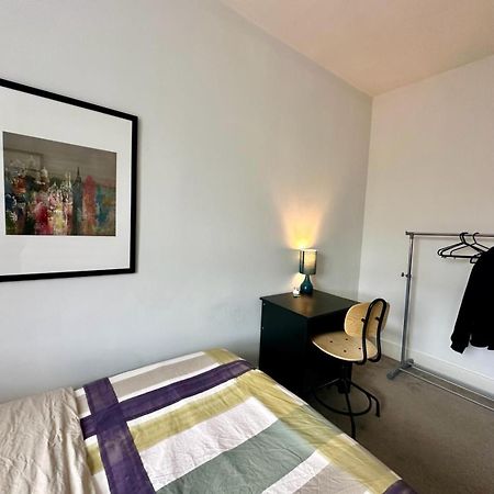 Whitechapel Station Rooms 伦敦 外观 照片