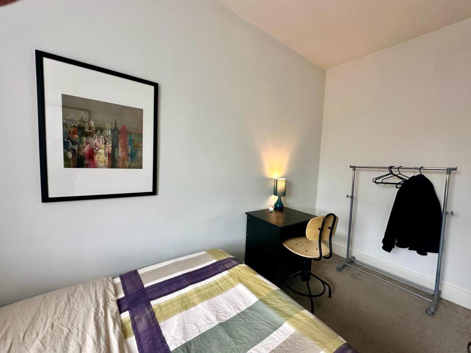 Whitechapel Station Rooms 伦敦 外观 照片